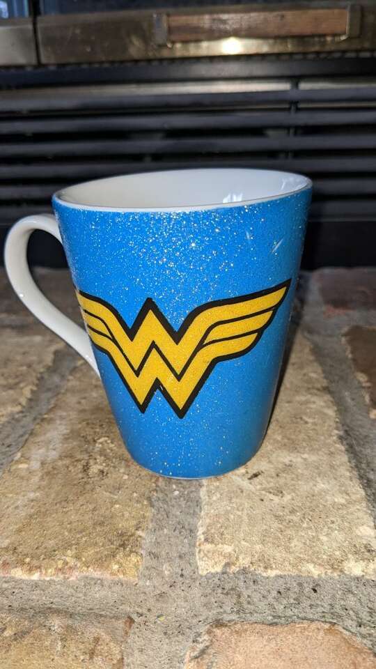 Six Flags Wonder Woman DC Comics coffee mug.