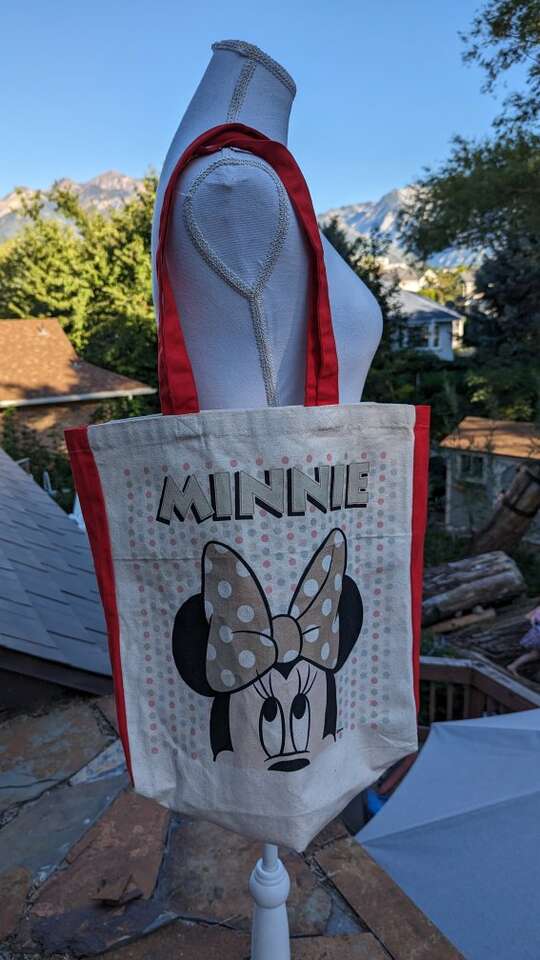 Color Changing Del Sole Minnie Mouse Disney Tote.