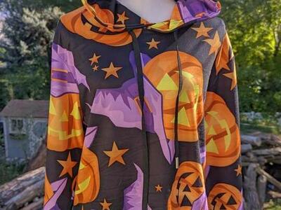 Brand New Adult Medium Unisex Pumpkin pullover hoo