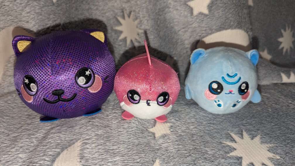 Set of 4 Sqeezeamals Squishy Vending Machine Serie