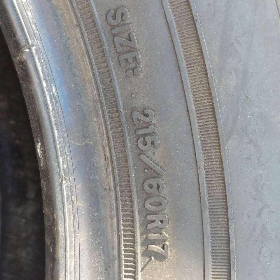215/60/17