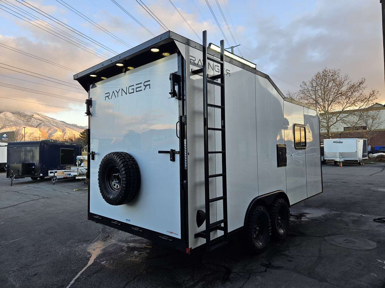 RAYNGER 8.5x18 Off Road Toy Hauler Camper Enclosed Cargo UTV/ATV Pkg