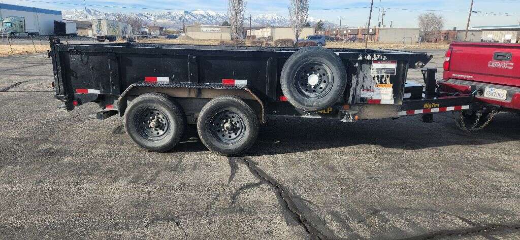 2022 DUMP TRAILER - 14FT WITH 2 8000LB AXLES