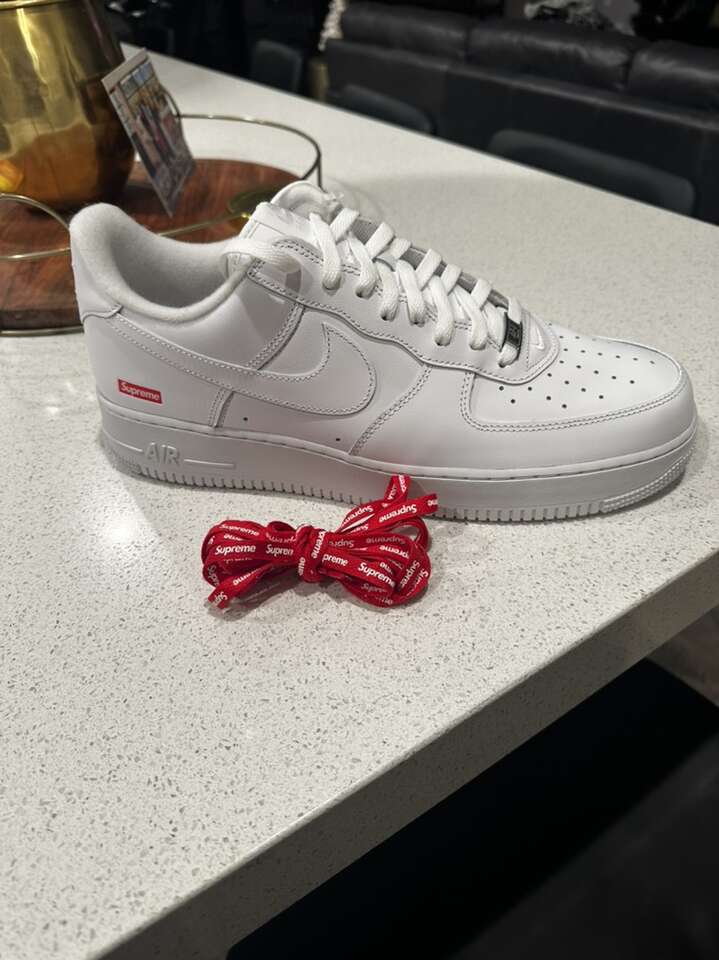 Nike Air Force 1 Supreme SZ13