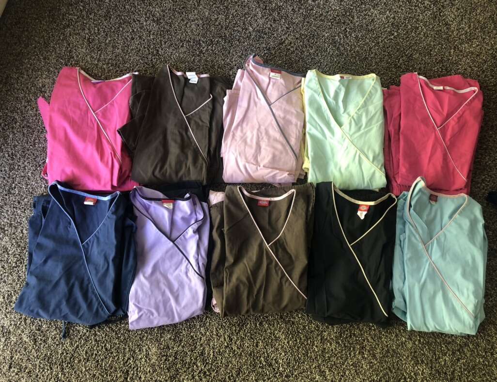 Women’s Scrubs