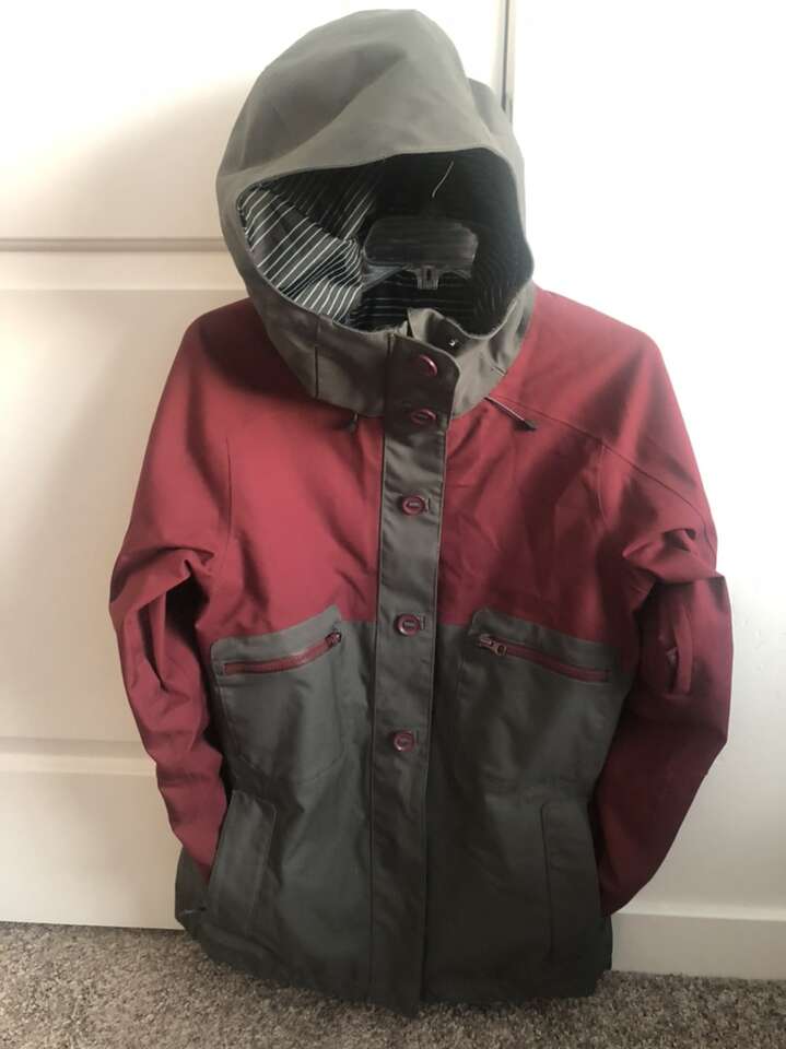 Dakine Women's Shell Jacket Size M