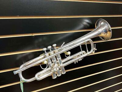Bach Trumpet 180S43 "Stradivarius"