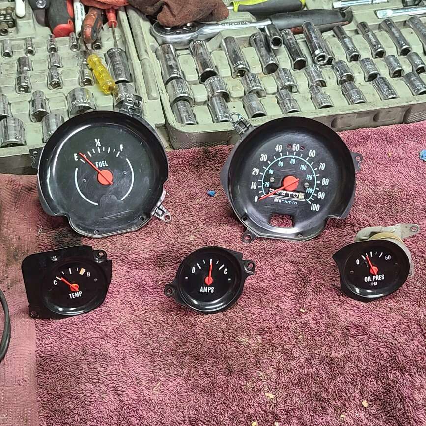 73 GM Gauges