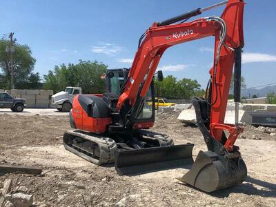 BIGGEST KUBOTA EXCAVATOR for rent. KX-080 with thumb, 19k lbs