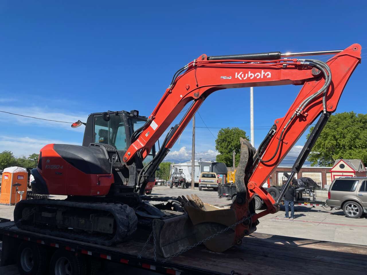 Kubota KX-080 monster mini excavator for rent. 19k lb class. Great for boulders