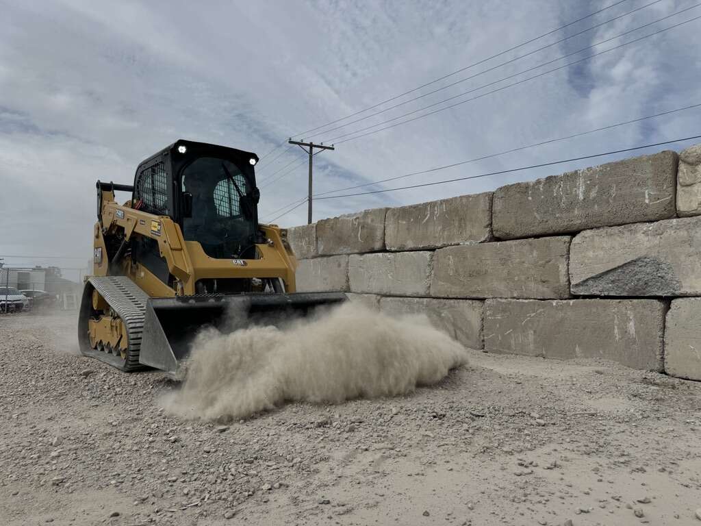 Contractor Special! CAT Track loader skid steer for rent.