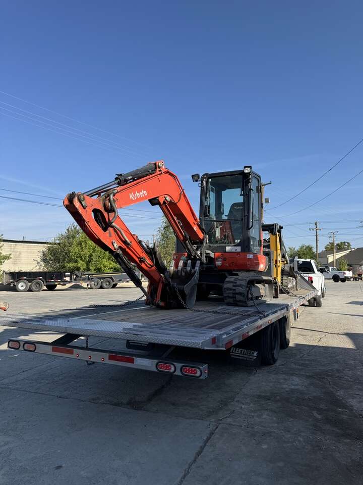 Kubota KX-57 Mini Excavator Rental – 50 Class