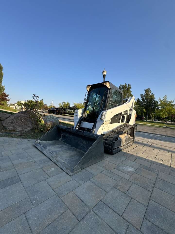 FOR RENT: Bobcat T595 Track Skid Steer