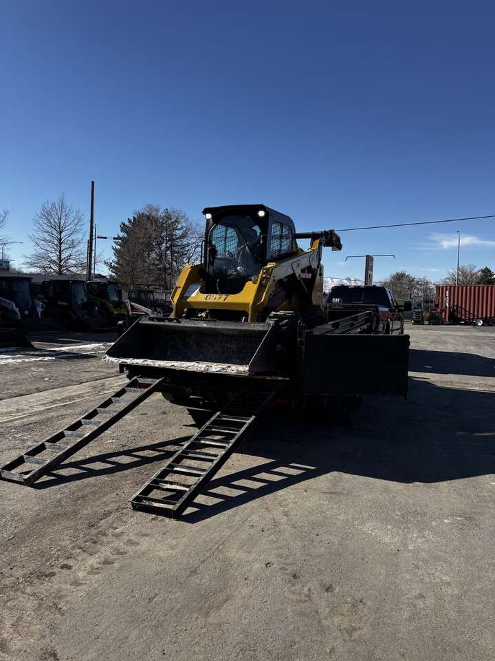 CAT 242D3 Wheeled Skid Steer & Dump Trailer (11,000 lbs)