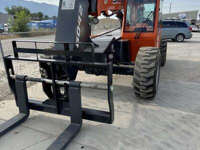 6042 Skytrack Fork Lift Rental
