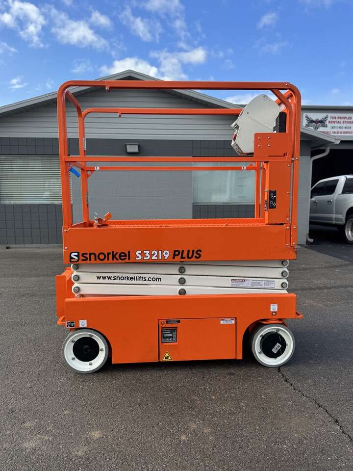 Snorkel S3219 PLUS 19' Scissor Lift Rental