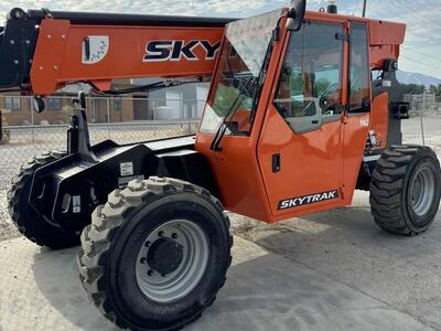 6042 Telehandler Forklift for Rent