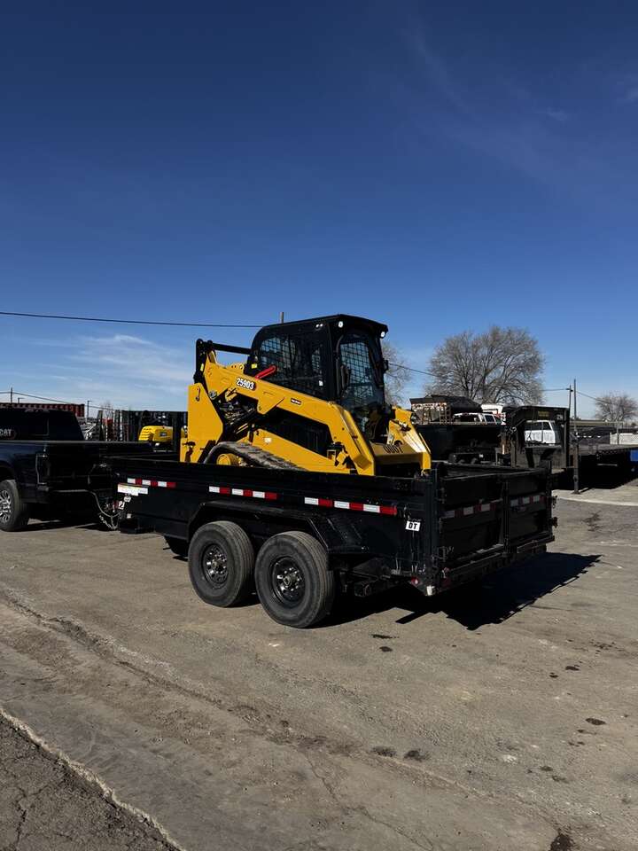 CAT 259D3 Track Skid Steer & Dump Trailer Combo for Rent