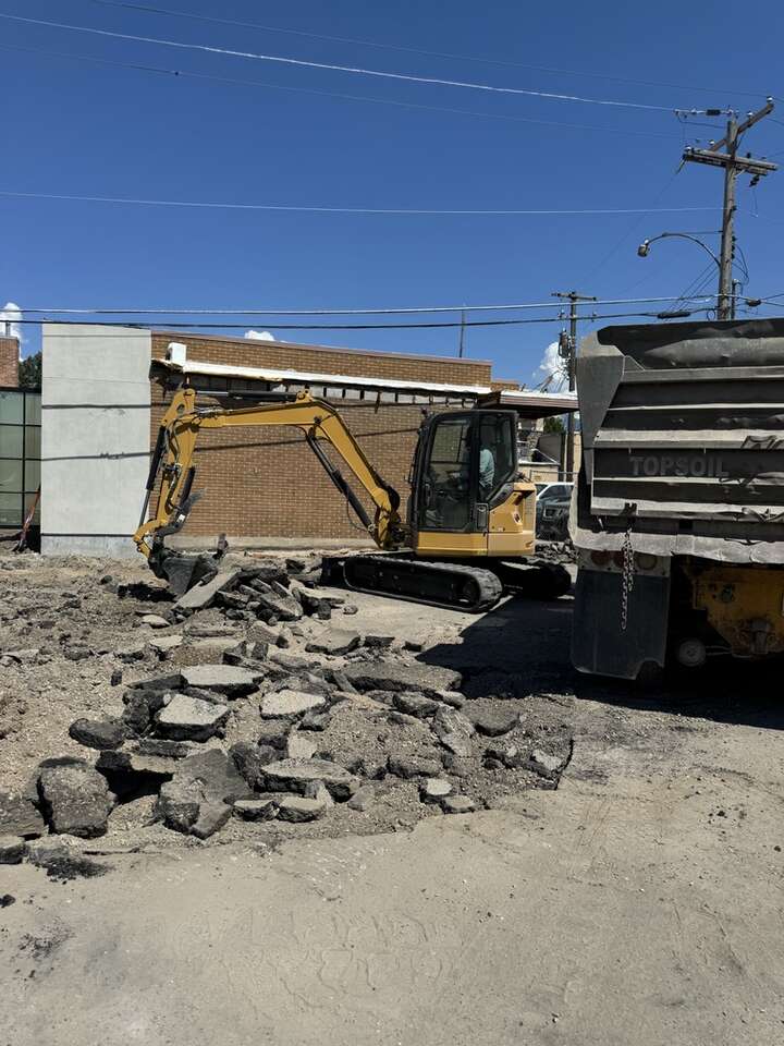 Rent my CAT 305 Mini Excavator