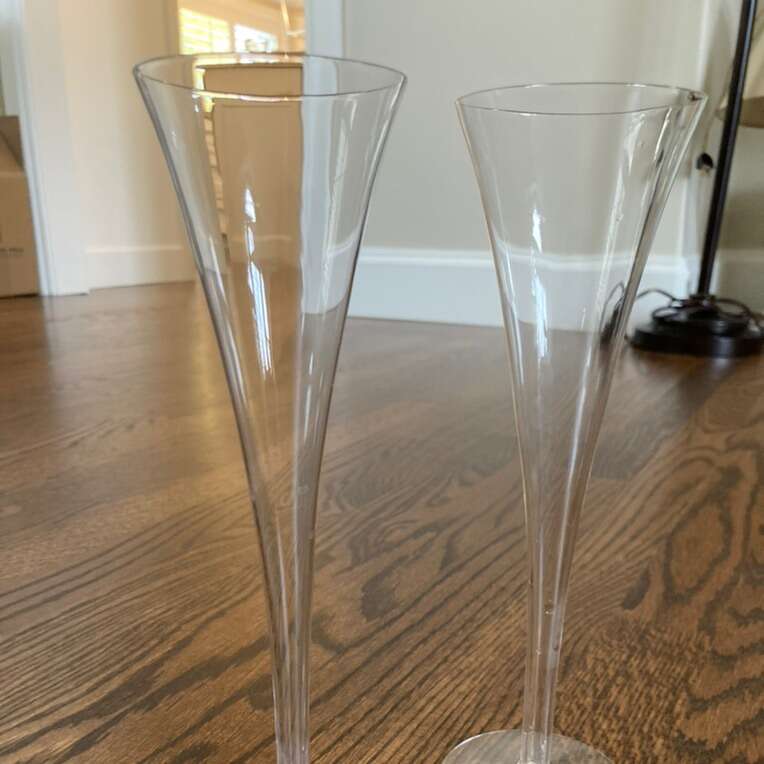 Set Of 2 Champagne Flutes
