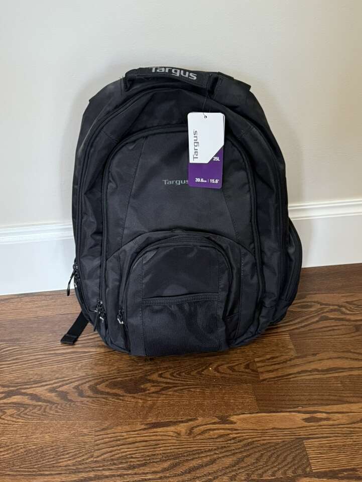 NEW Targus Groove CVR600 Black Backpack