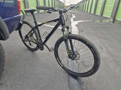 Hard tail mountain bike M/L