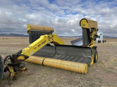 2015 ROC RT1220 Windrow Hay Merger Rake