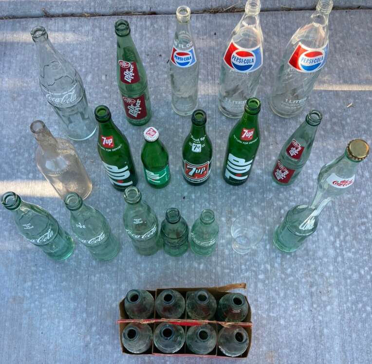 Vtg Glass Bottles: Coke, Pepsi, 7Up, Dr. Pepper