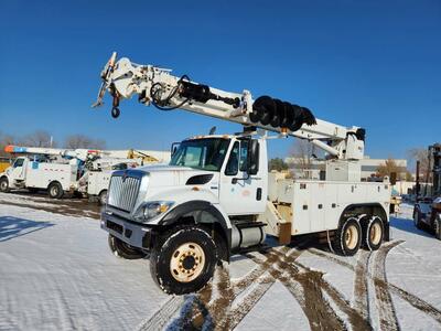 2013 International 7400 6x6 Altec D3060BTR Digger Derrick Truck