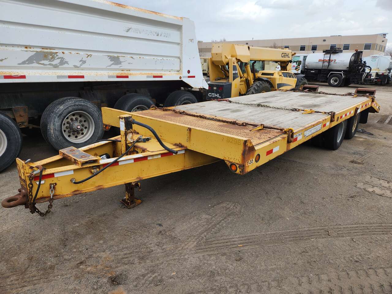 2008 Towmaster T-20 Beavertail Trailer, 10 Ton Capacity, Air Brakes