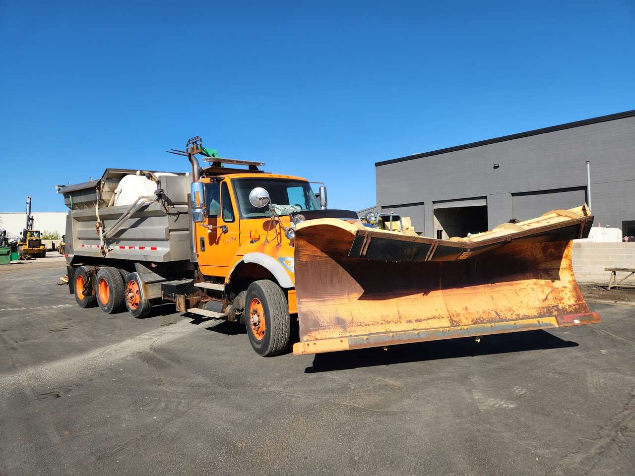2007 International 7600 Tri-Axle Dump Truck with Plow and Sander