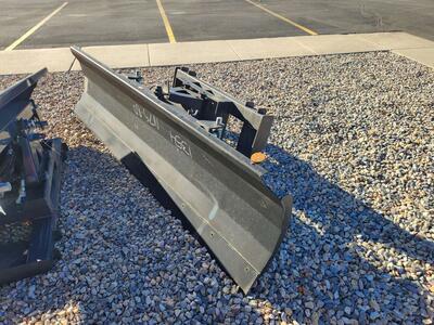 Hydraulic Directional Skid Steer Dozer Blade (Snow Plow) Attachment