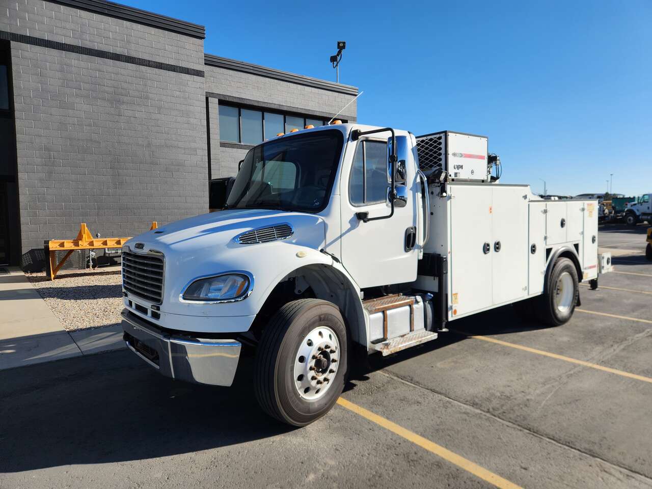 2015 Freightliner M2, IMT 10,000 lbs Mechanic Truck