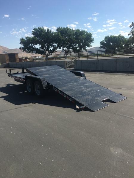 22 FT 17K Deluxe Metal Tilt Deck Trailer