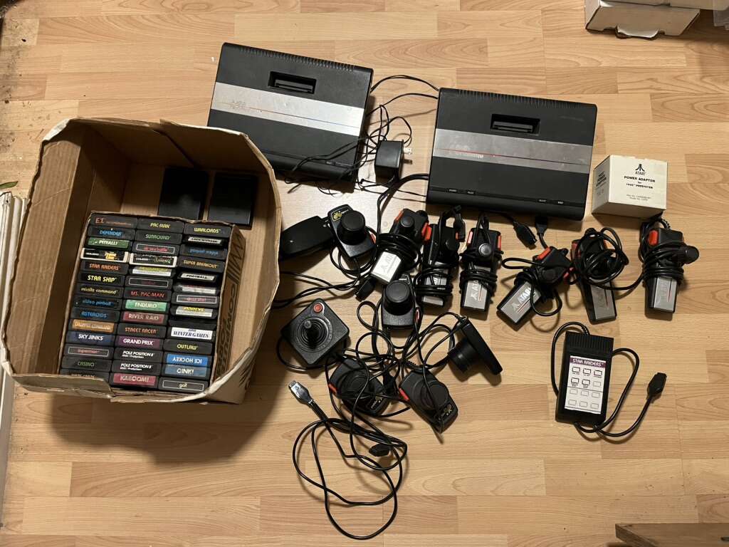 Huge Atari 2600 7800 Lot 44 Games Read