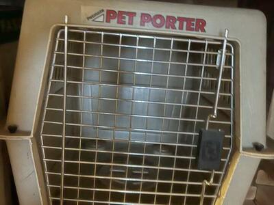 Pet Porter 2 Ft X 18in X 18 In Dog Carrier