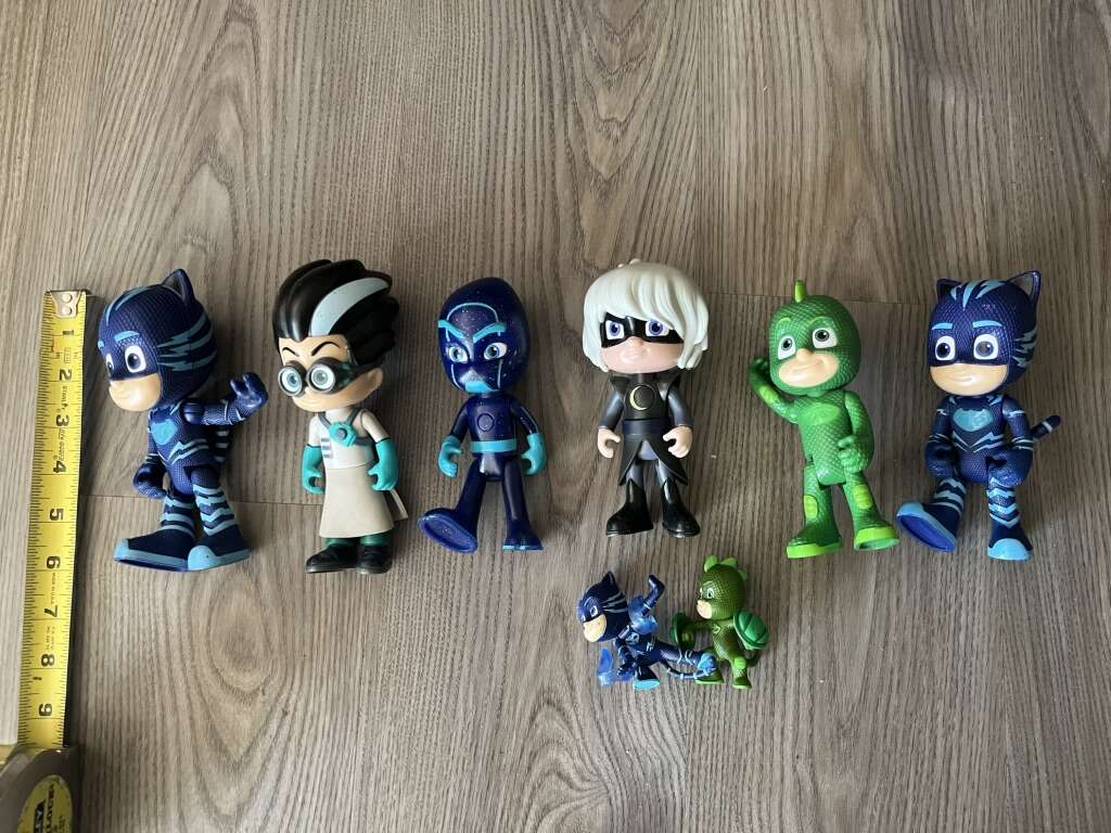 Huge PJ Mask Talking 6 Figures Plus 2