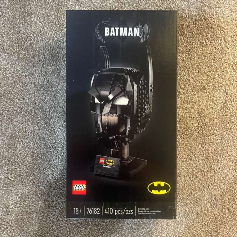 Lego Batman Head 76182