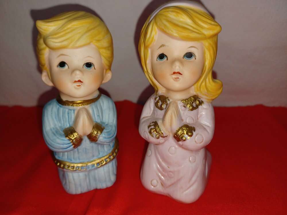 Praying Boy and Girl Set