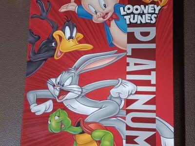 Looney Tunes NEW