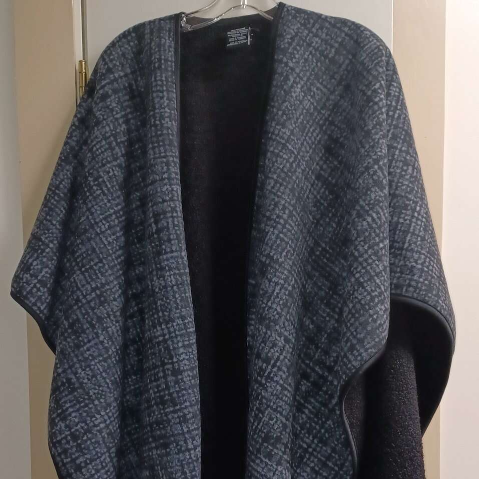 IKE BEHAR Reversible Wrap