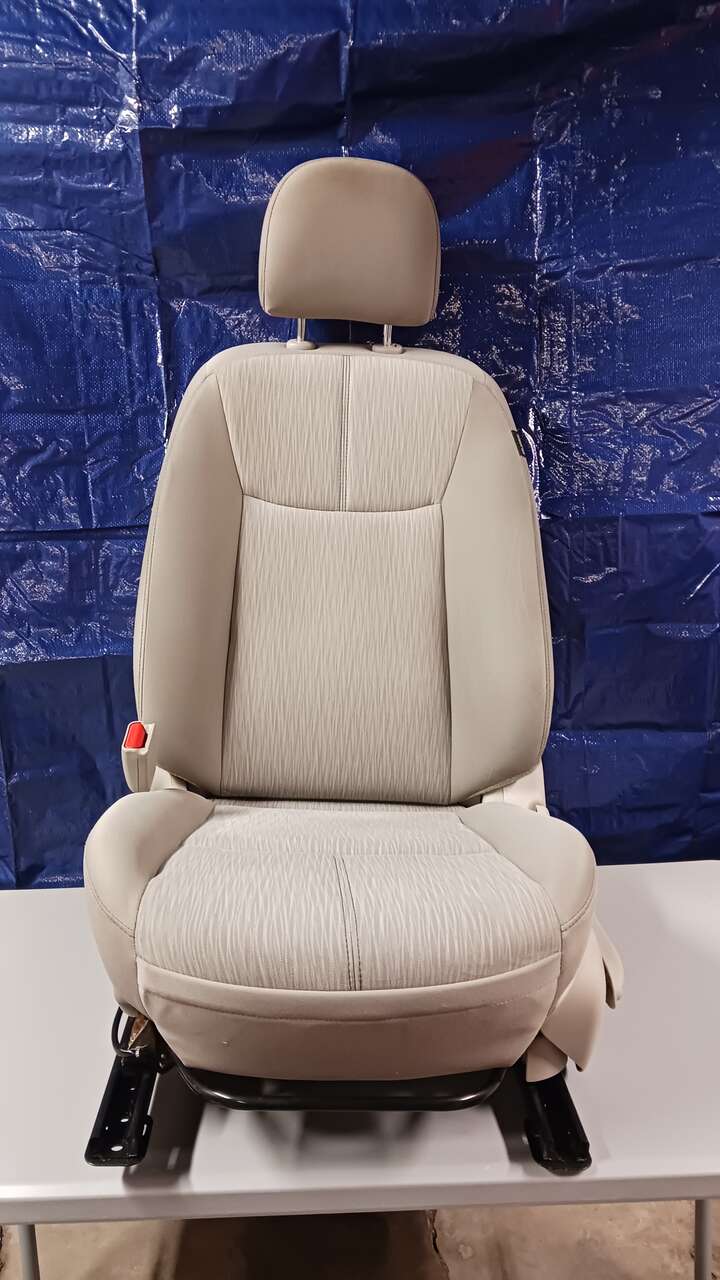 NISSAN SENTRA DRIVERS SEAT