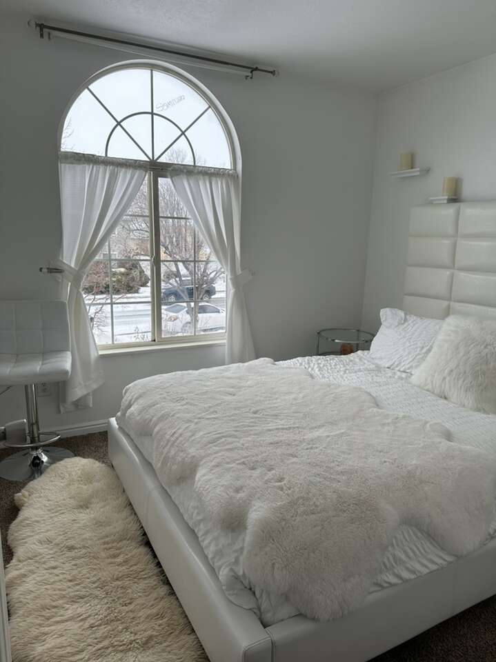 Room For Rent With Bathroom Other Real Estate