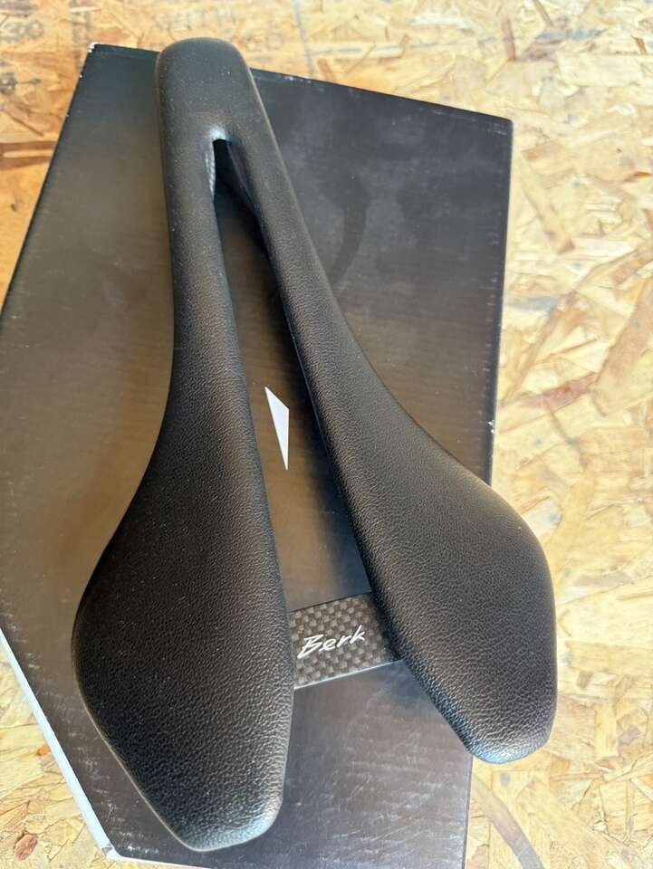 Berk Lupina 150mm Ultralight Saddle