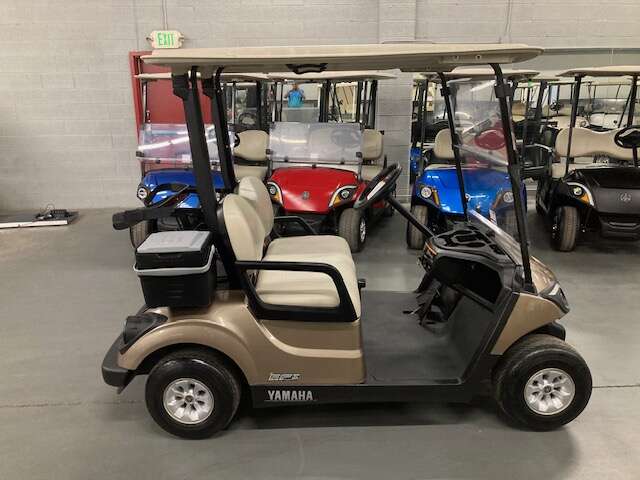 2022 Yamaha Gas EFI Quietech Golf Cart