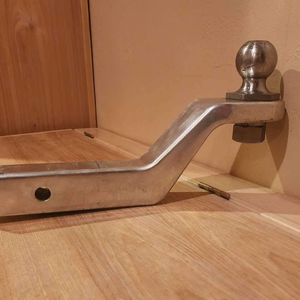 Brophy Alum Ball Mount 4" Drop Ball not included