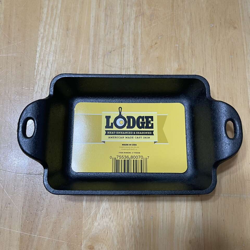 Lodge Cast Iron Rectangle Mini Server 14oz