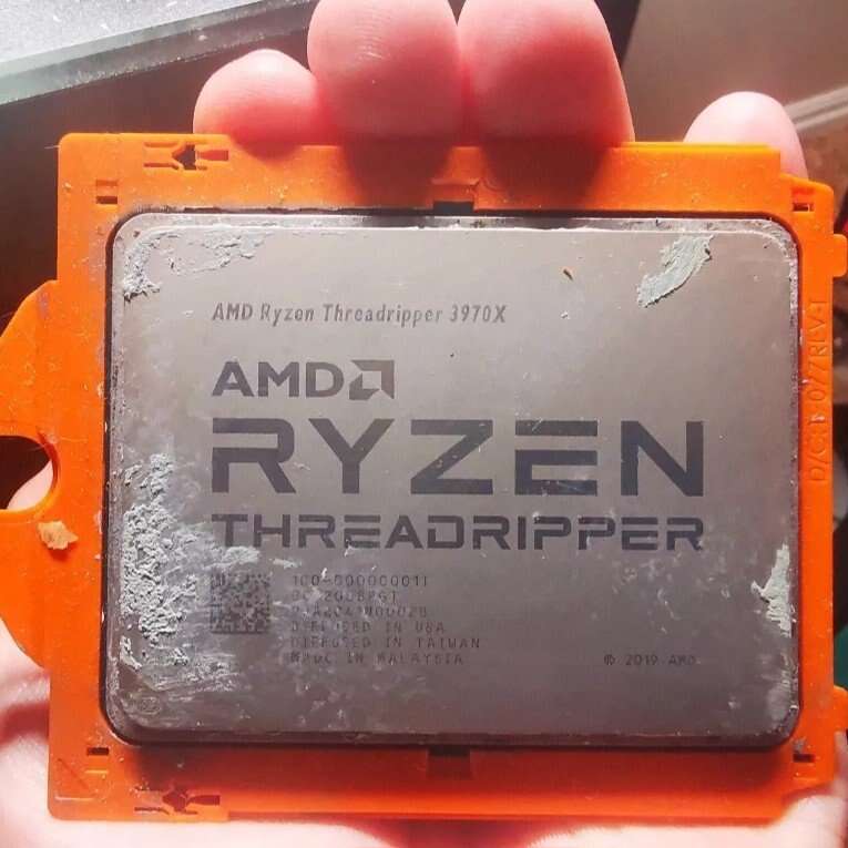 AMD Ryzen Threadripper 3970X 32 core 3.7 GHz Proce