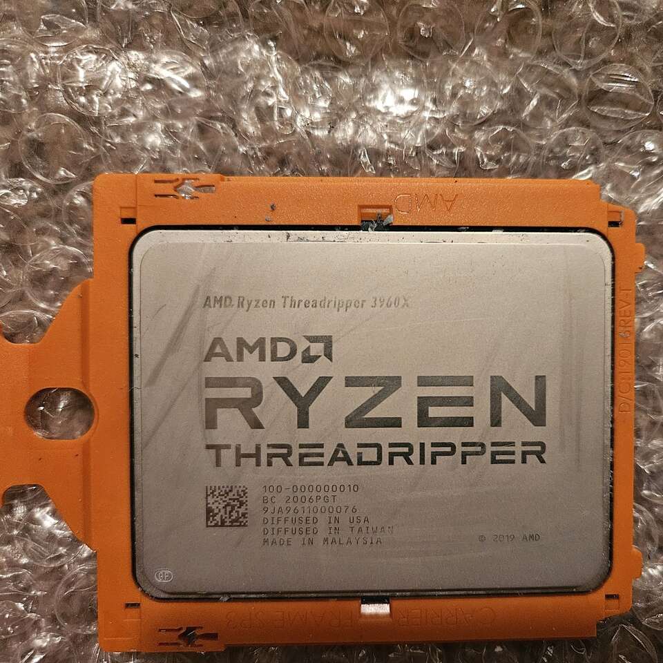 AMD Ryzen Threadripper 3960X 24 core 3.8 GHz