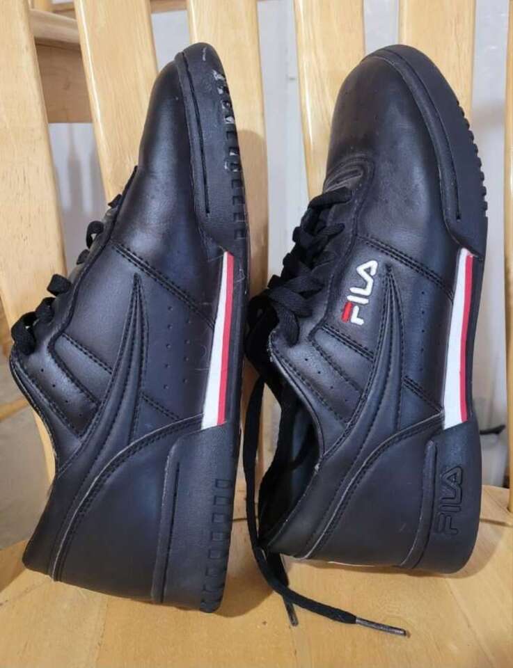 FILA MENS SNEAKERS SZ 10.5 BLACK ORIGINAL FITNESS